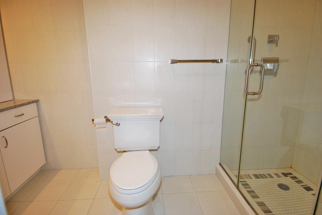 North Shore Towers Apt.