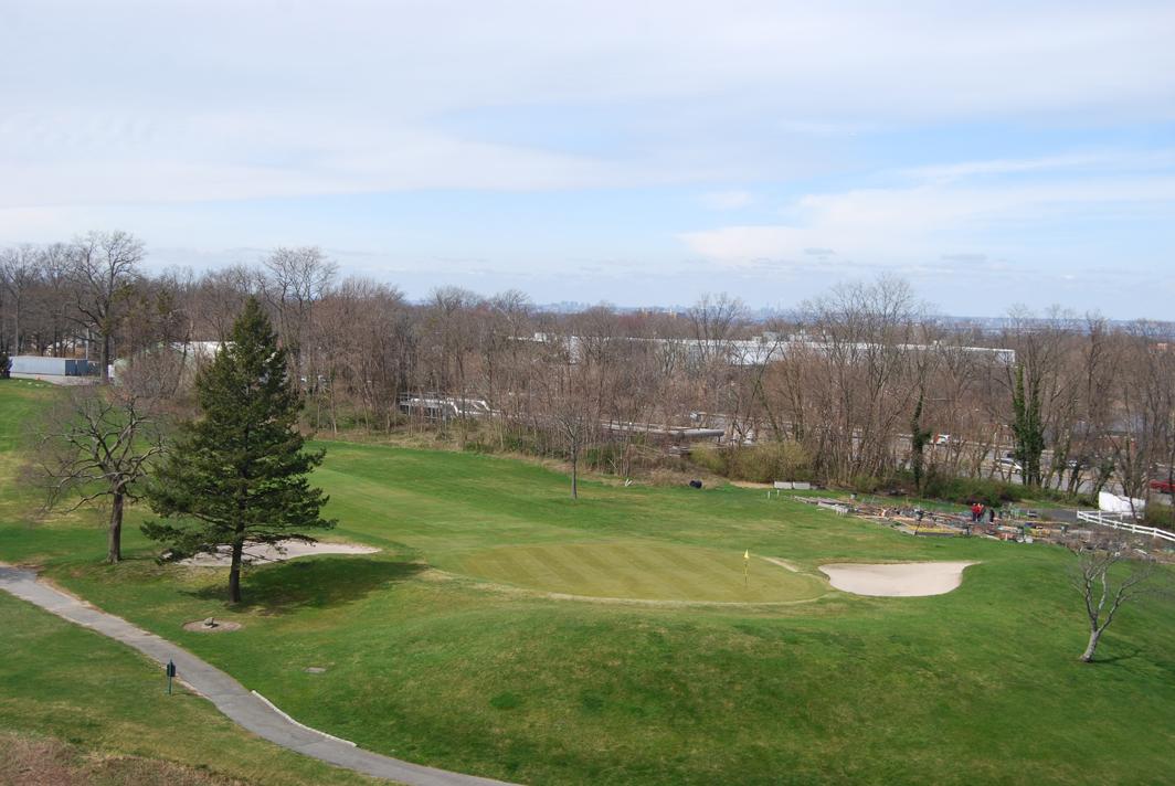 North Shore Towers Apt.