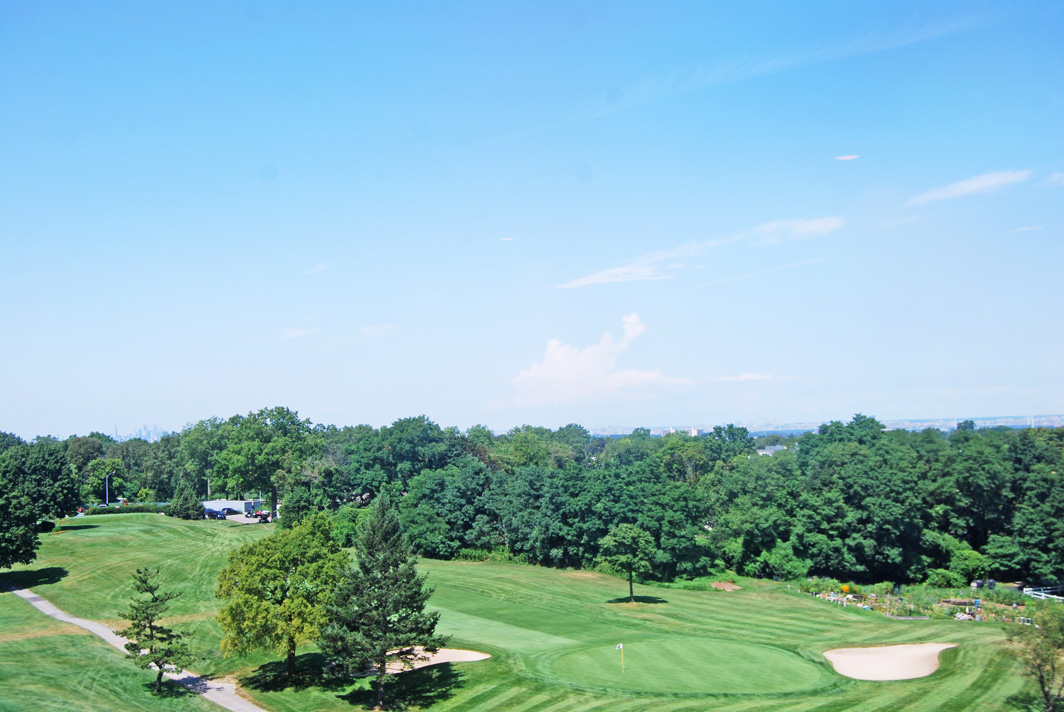 North Shore Towers Apt.