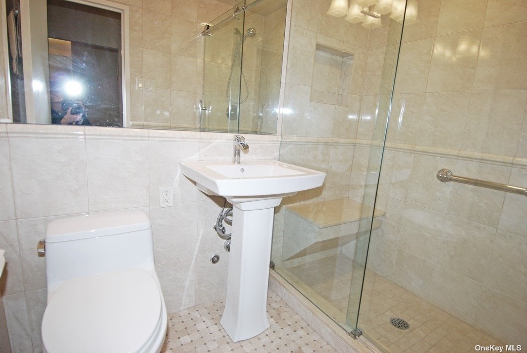 North Shore Towers Apt.