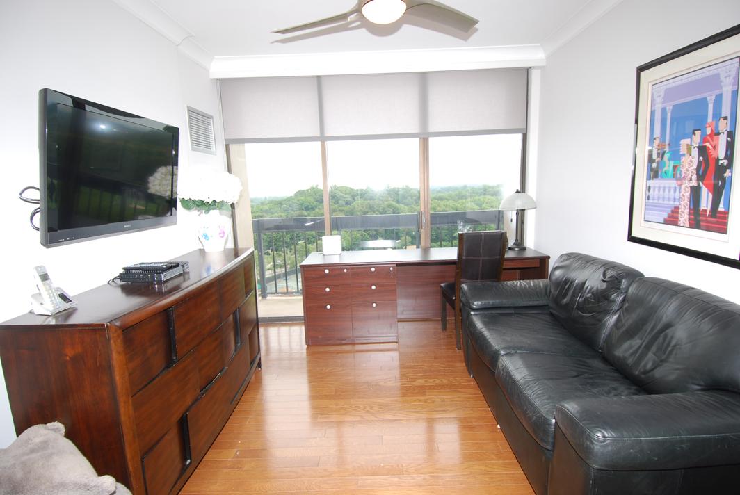 North Shore Towers Apartment