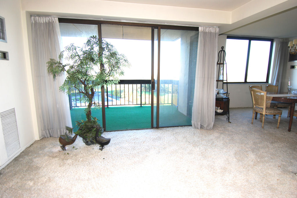 North Shore Towers Apt.