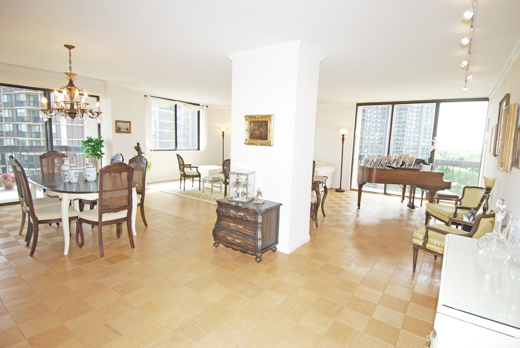 North Shore Towers Apt. 