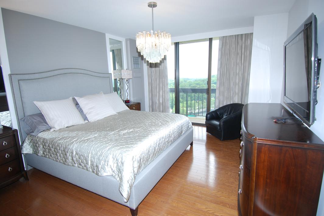 North Shore Towers Apartment