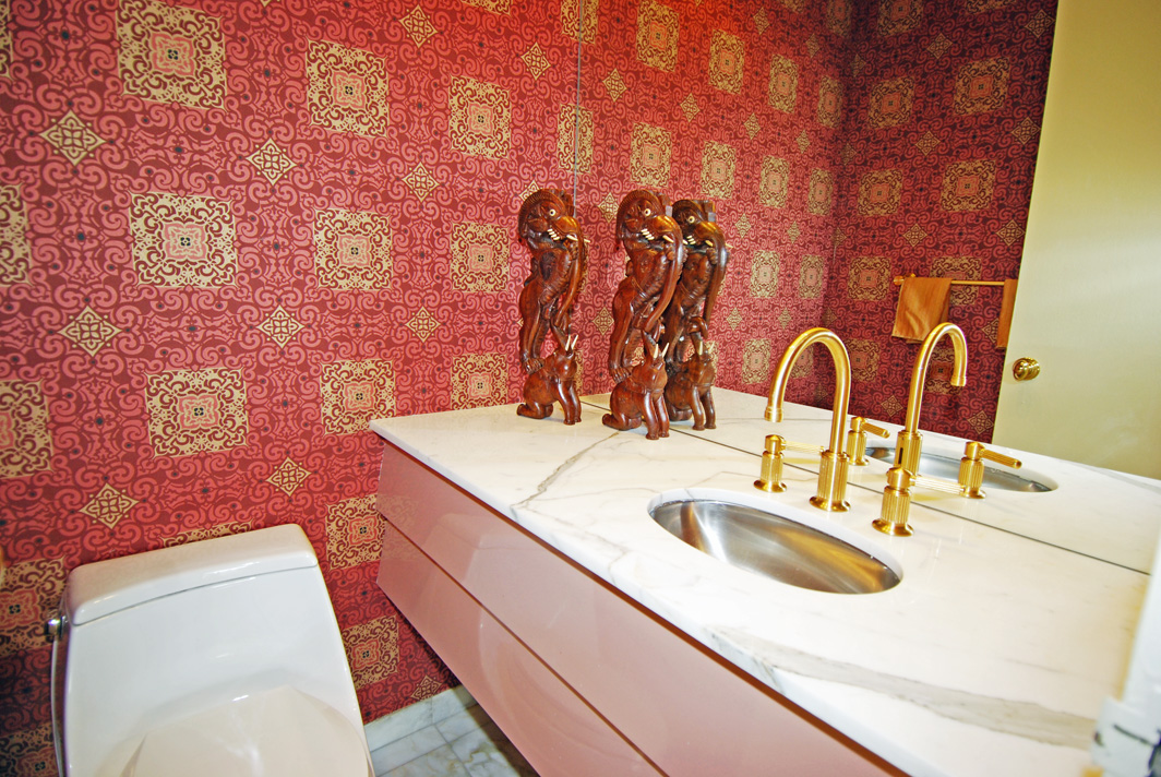 North Shore Towers Apartment