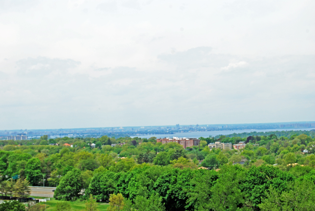 North Shore Towers Apartment