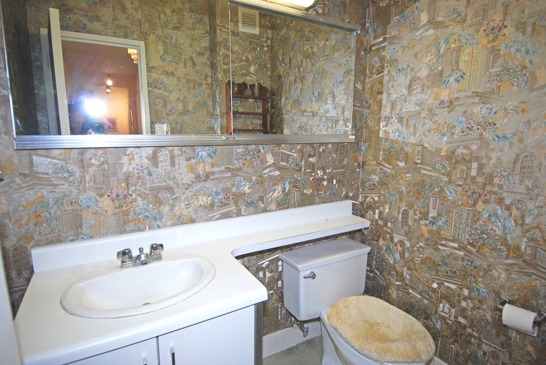 North Shore Towers Apartment