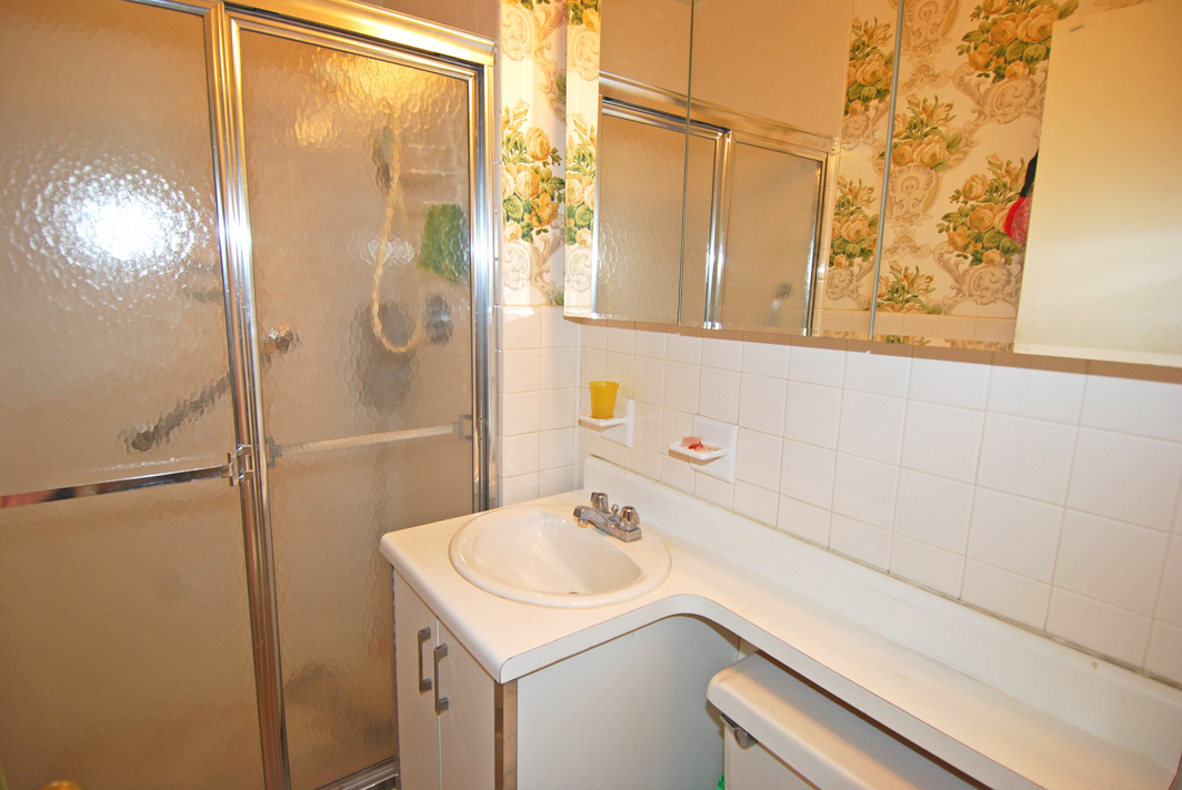 North Shore Towers Apartment