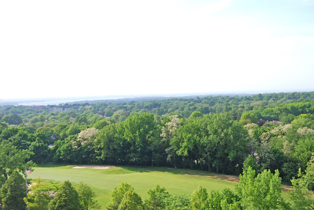 North Shore Towers Apartment