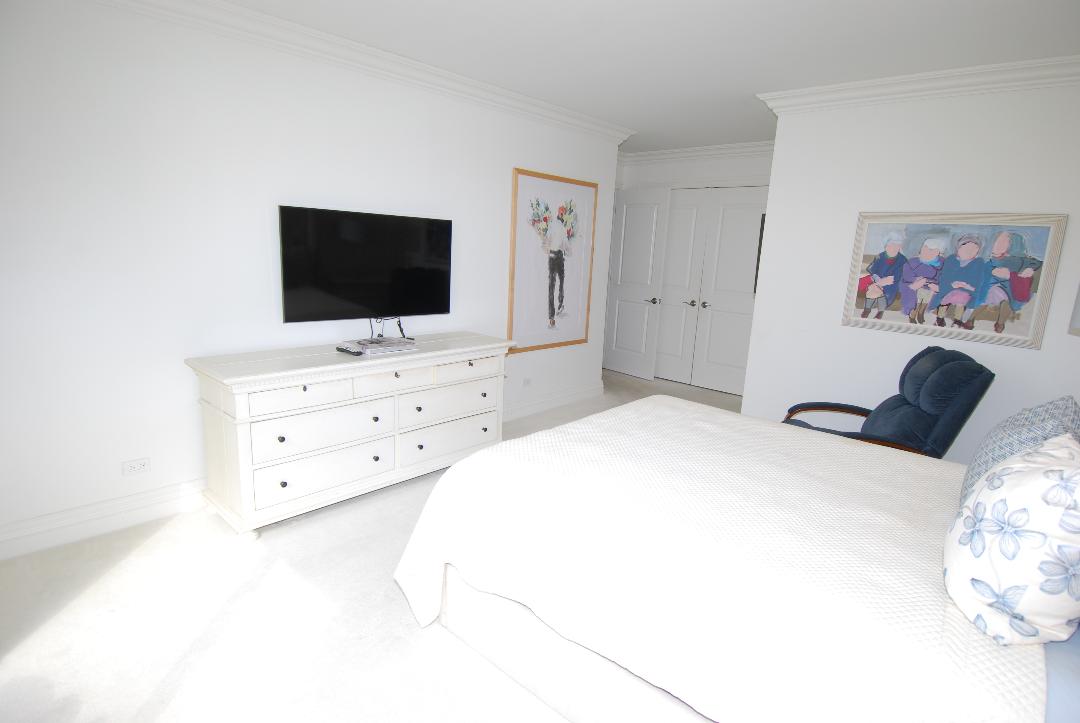 North Shore Towers Apartment