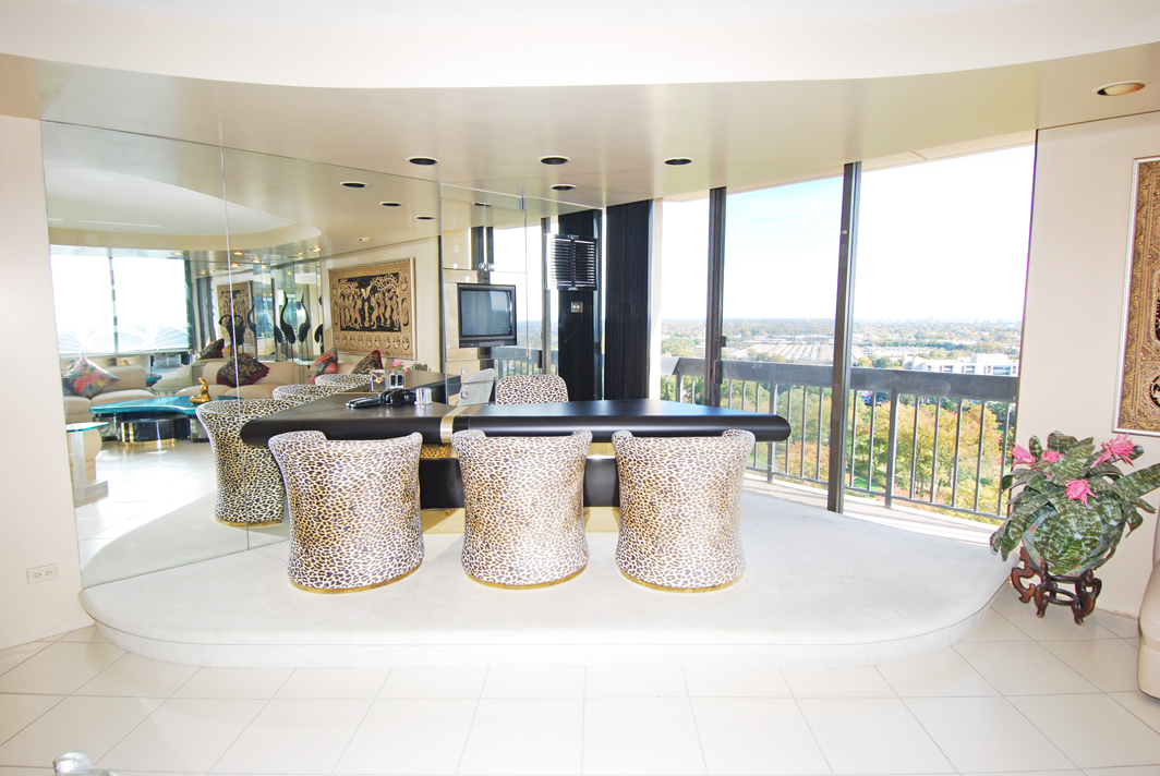 North Shore Towers Apartment