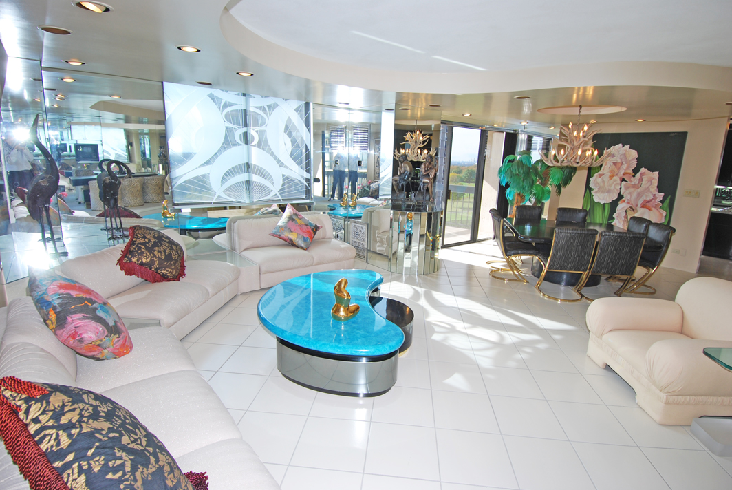 North Shore Towers Apartment