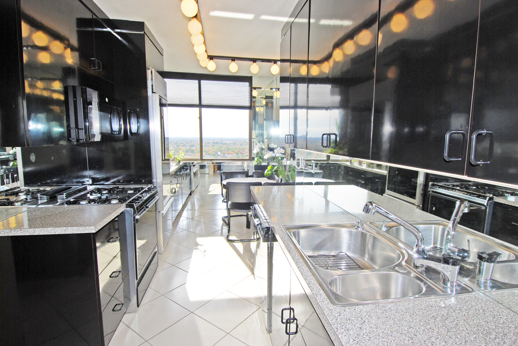 North Shore Towers Apartment