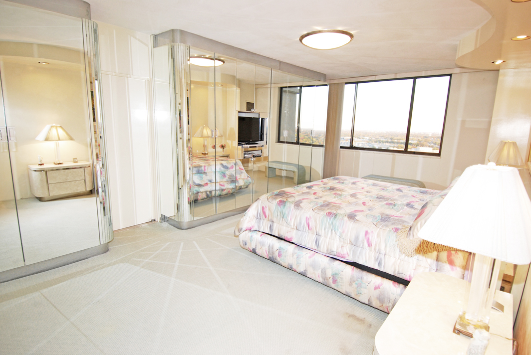 North Shore Towers Apartment