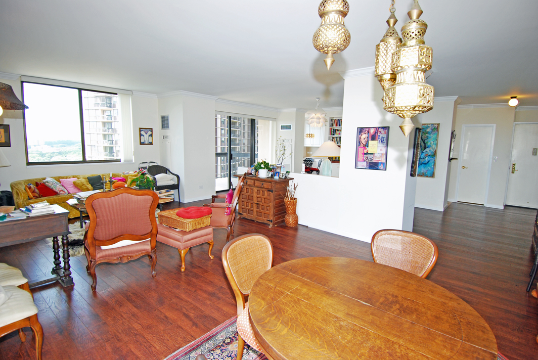 North Shore Towers Apartment