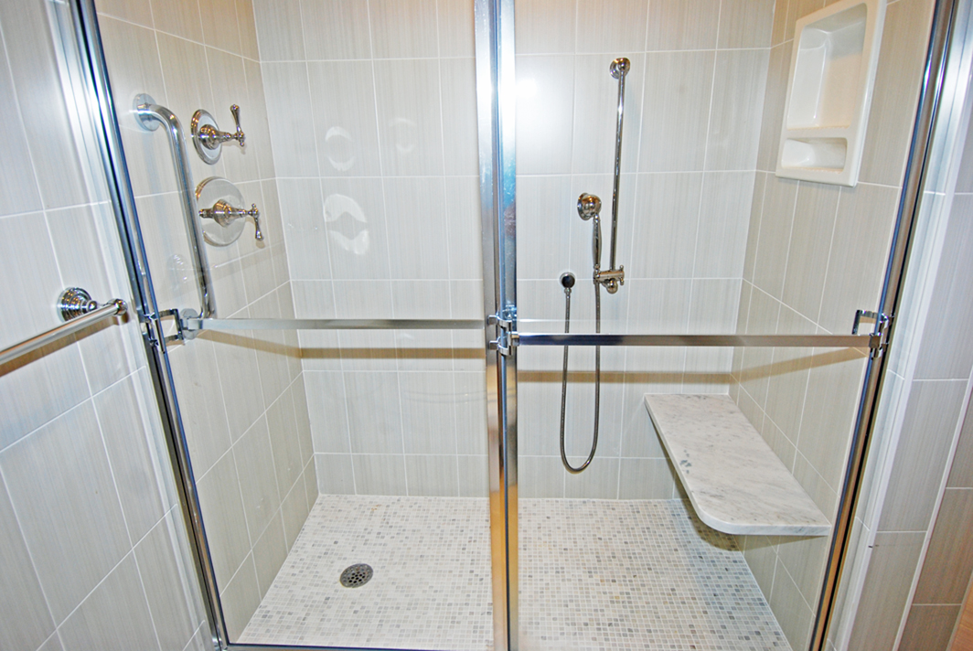 North Shore Towers Apartment