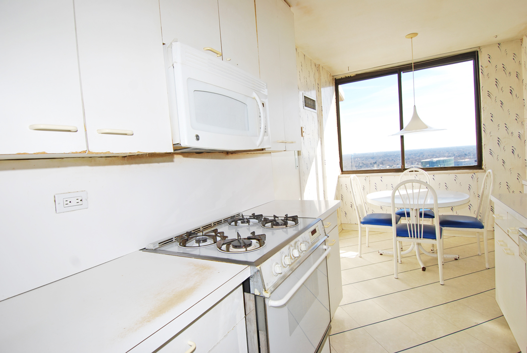 North Shore Towers Apartment