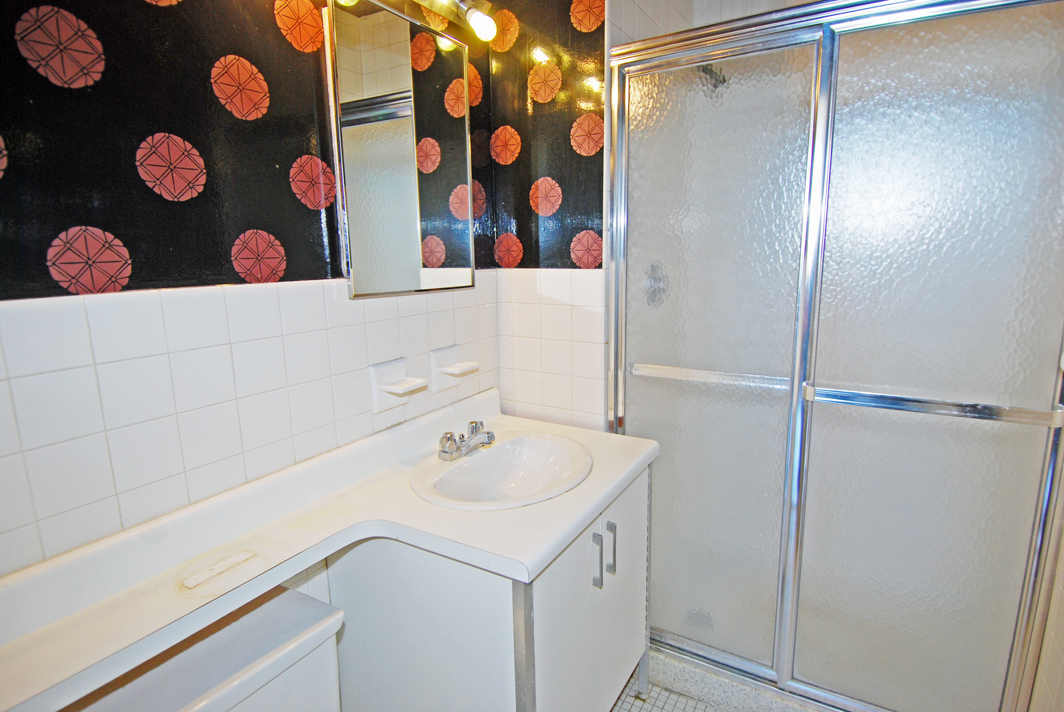 North Shore Towers Apartment