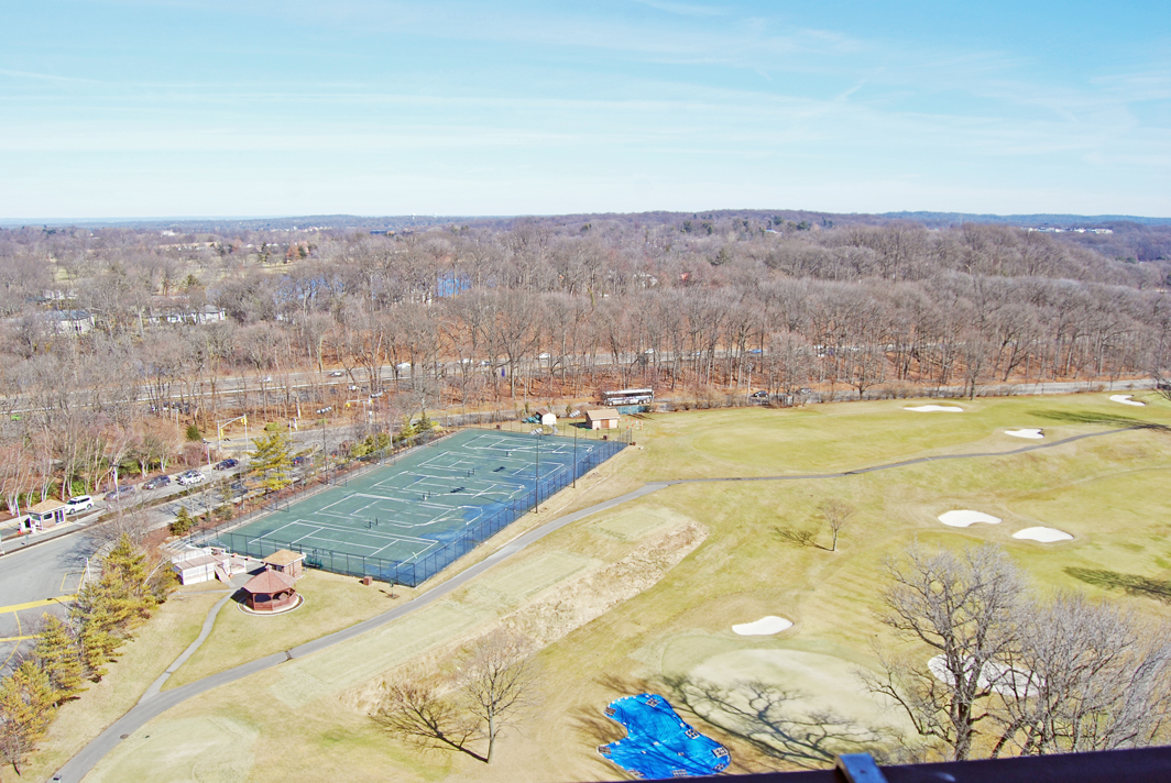 North Shore Towers Apartment
