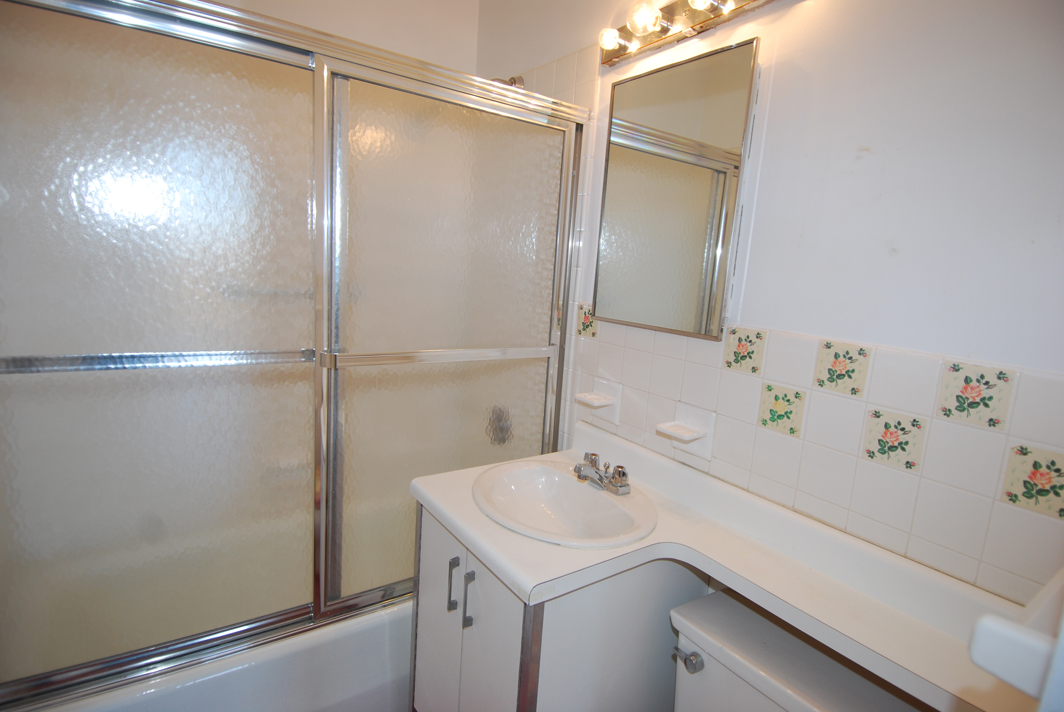 North Shore Towers Apartment