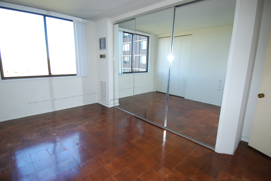 North Shore Towers Apartment