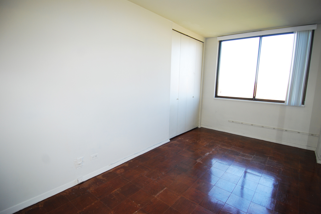 North Shore Towers Apartment