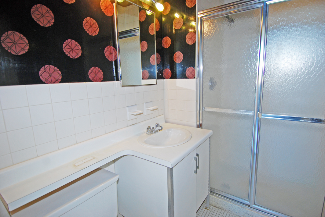 North Shore Towers Apartment