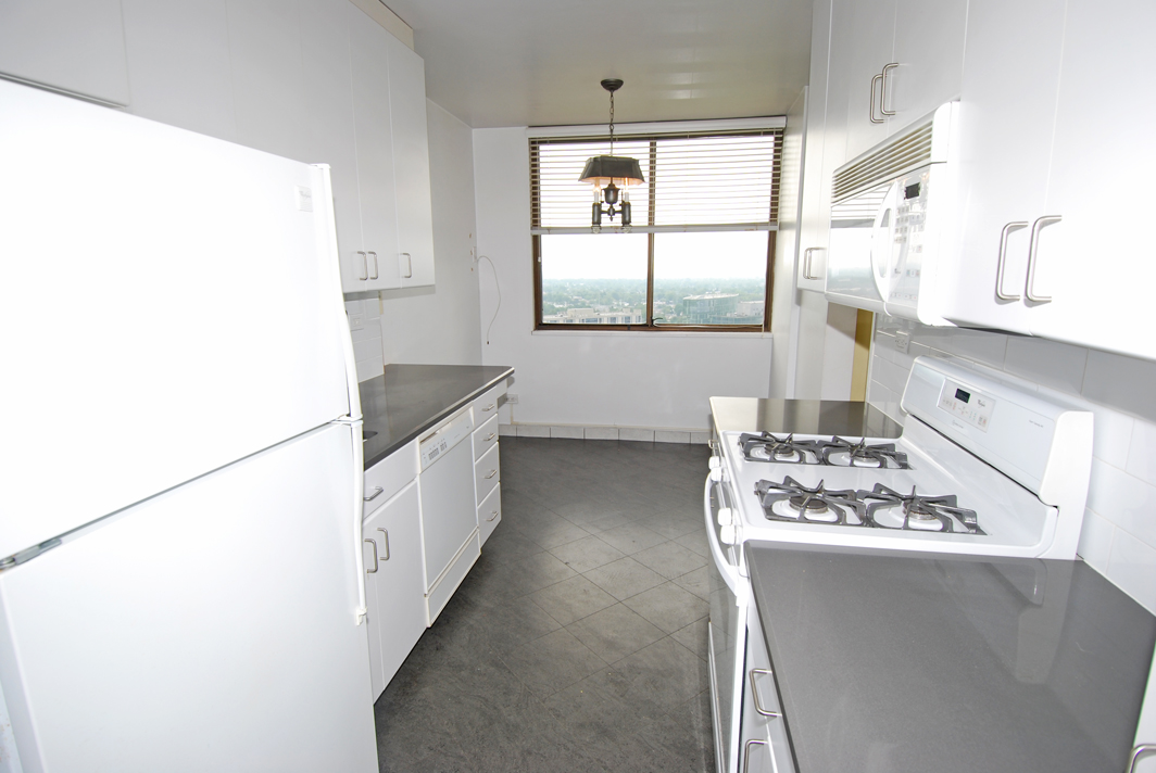 North Shore Towers Apartment