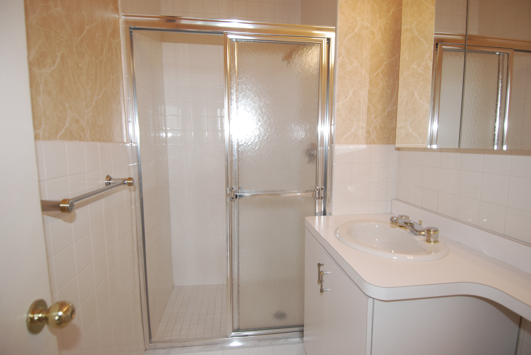 North Shore Towers Apartment