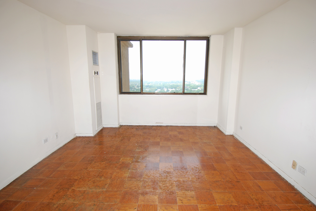 North Shore Towers Apartment