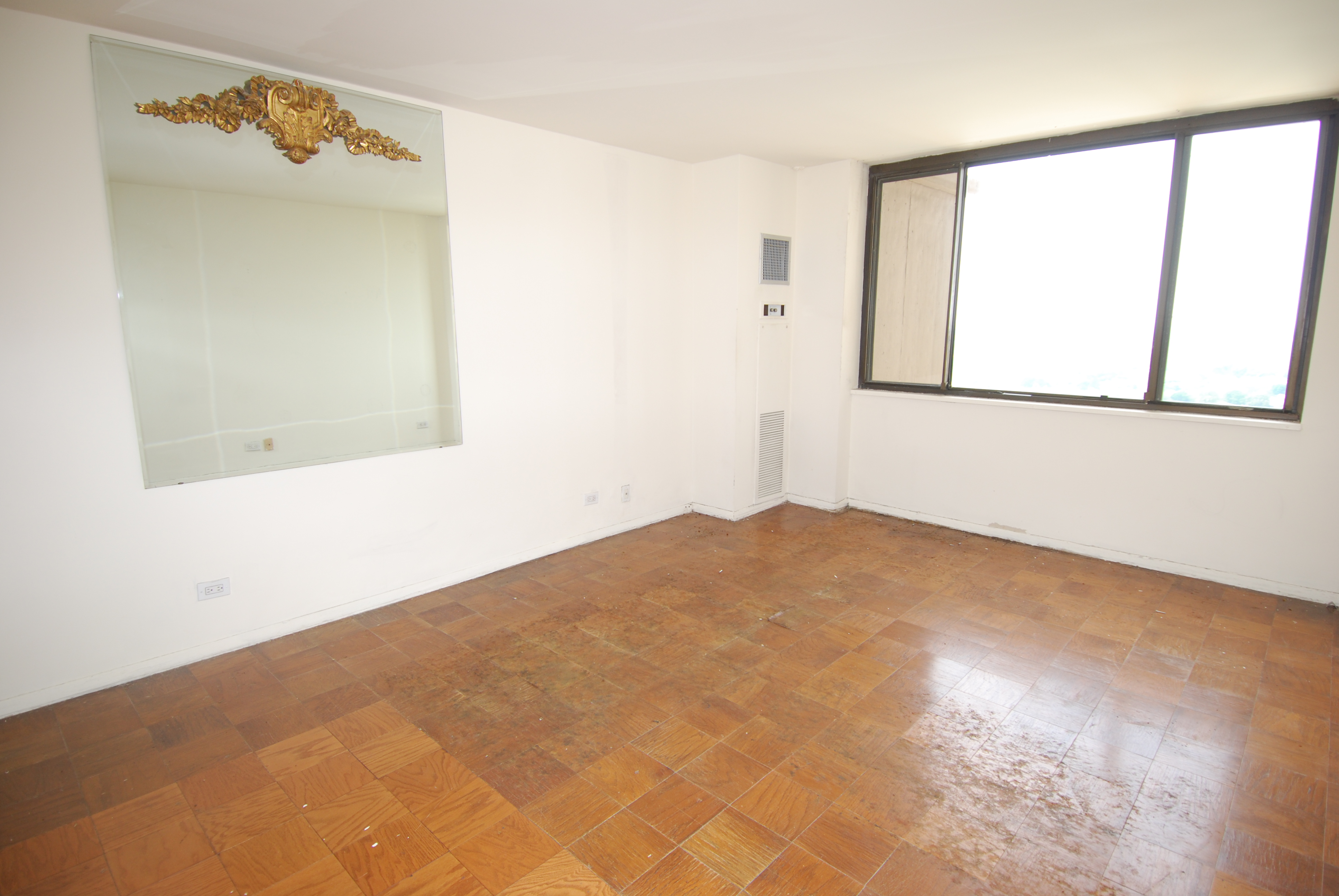 North Shore Towers Apartment