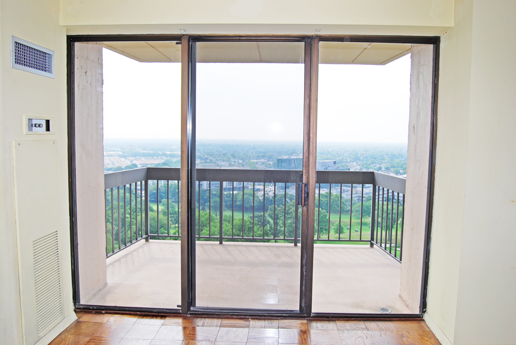 North Shore Towers Apartment