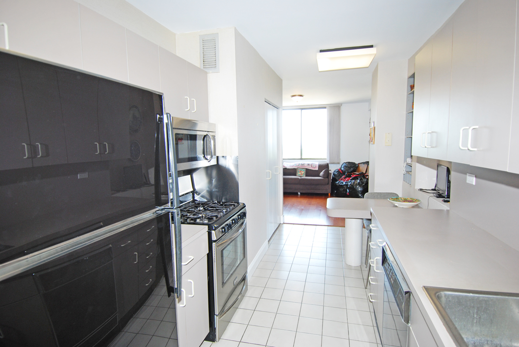 North Shore Towers Apartment