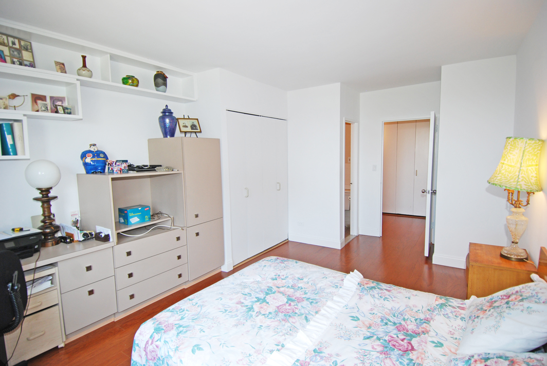 North Shore Towers Apartment