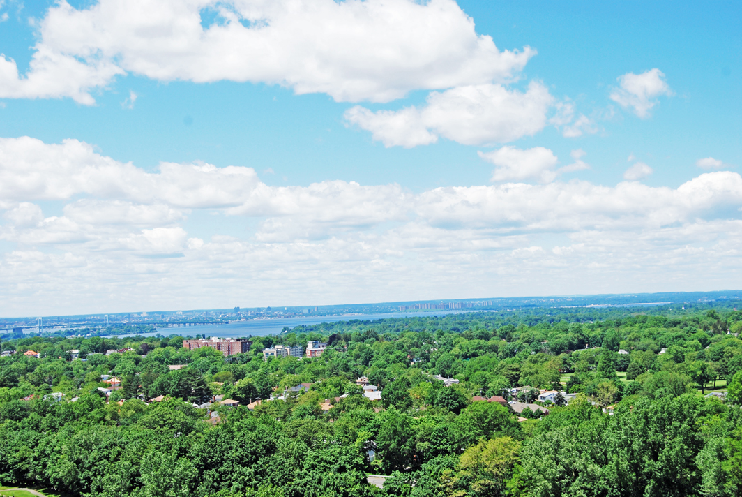 North Shore Towers Apartment
