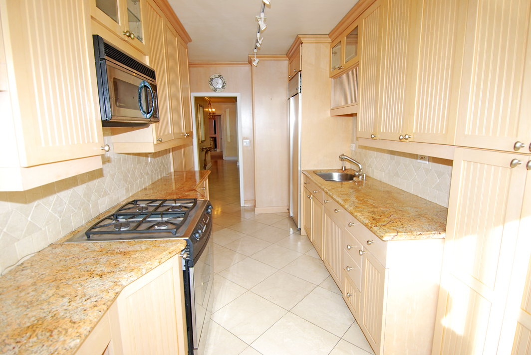 North Shore Towers Apartment