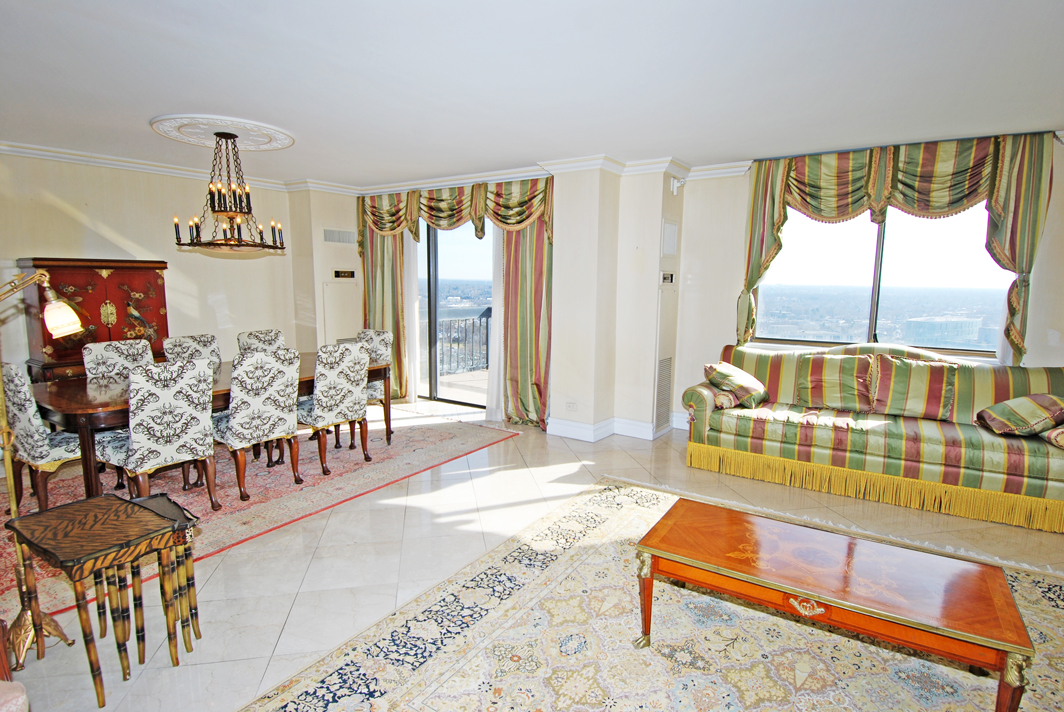 North Shore Towers Apartment