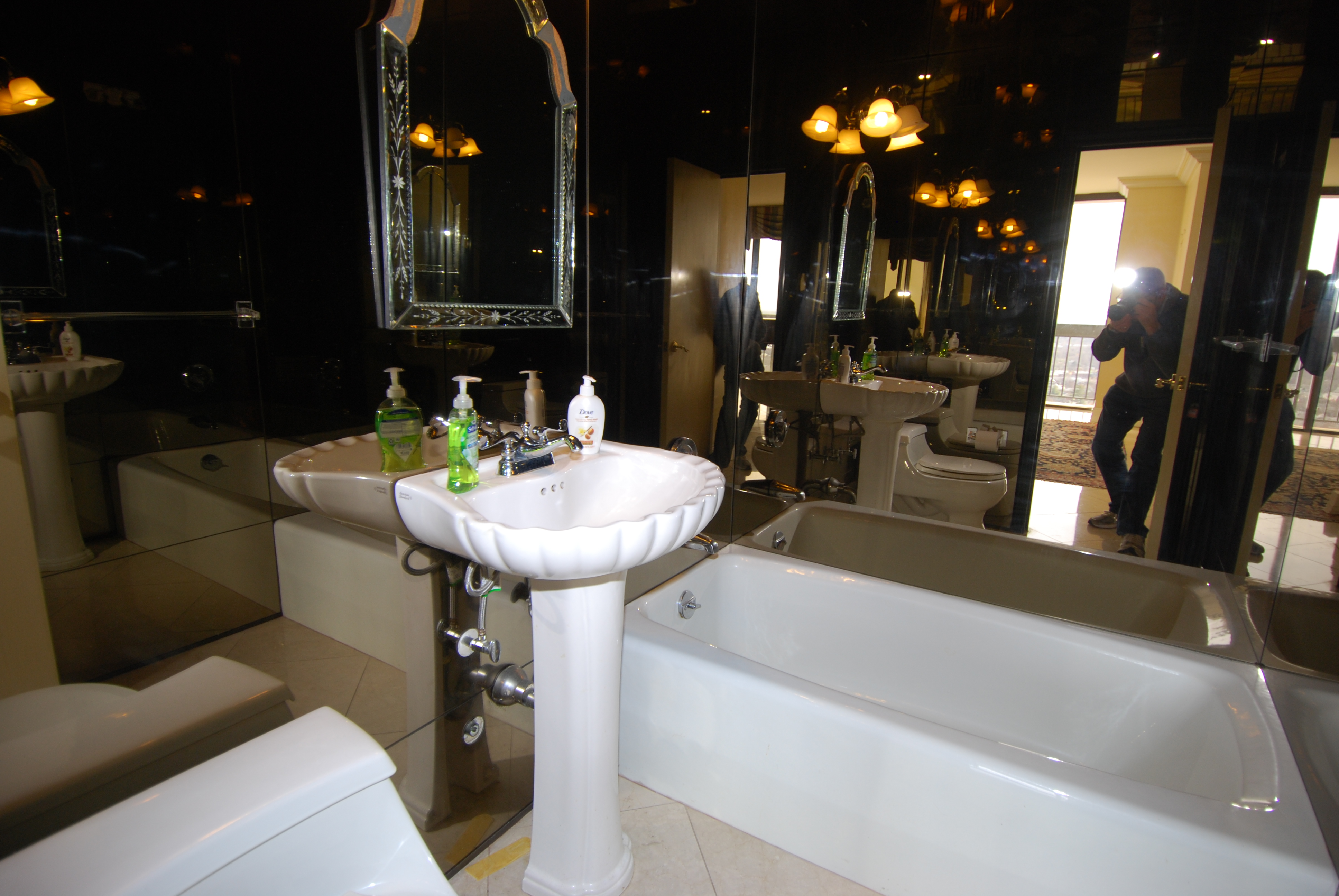 North Shore Towers Apartment