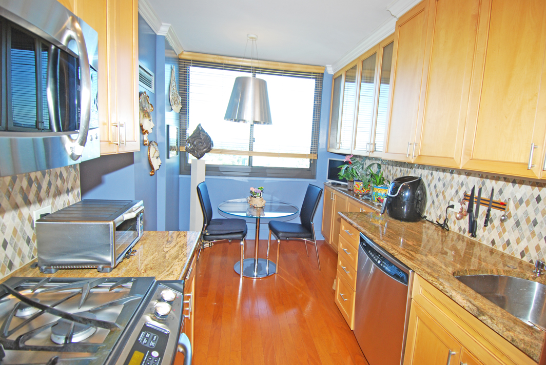 North Shore Towers Apartment