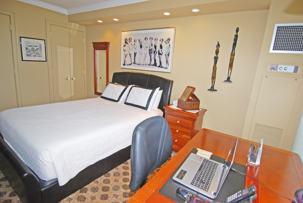 North Shore Towers Apartment