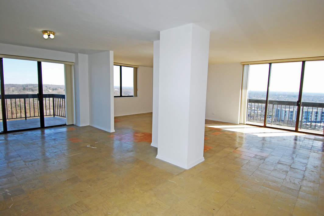 North Shore Towers Apartment