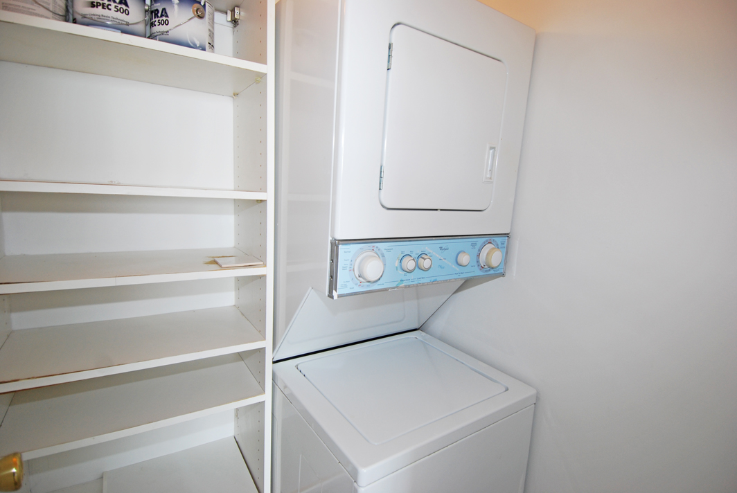 North Shore Towers Apartment