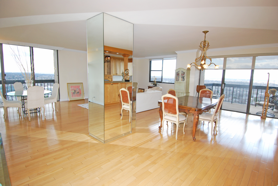 North Shore Towers Apartment