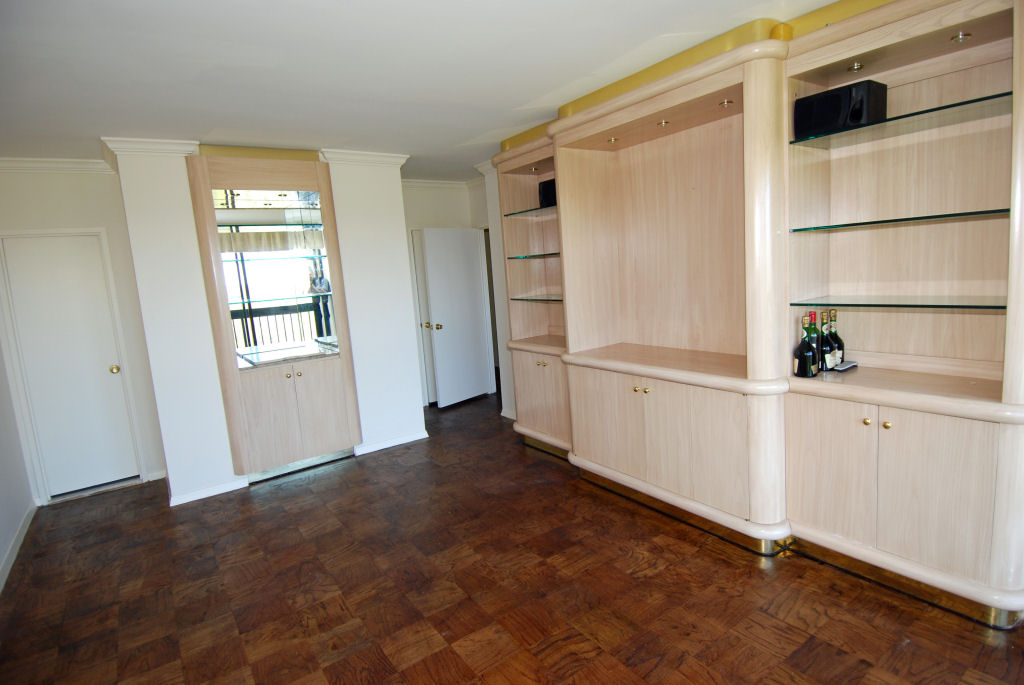 North Shore Towers  Apartment