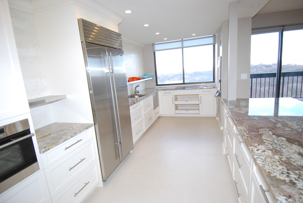 North Shore Towers Apartment