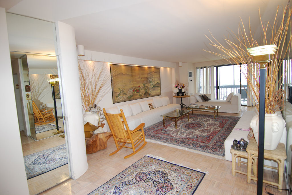 North Shore Towers Apartment