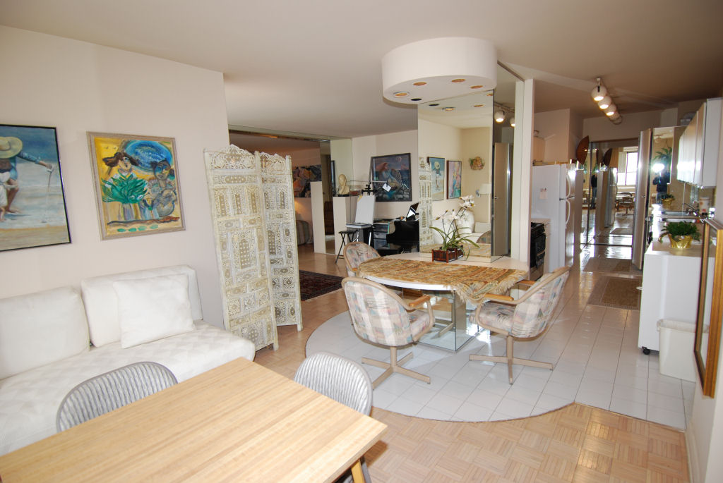 North Shore Towers Apartment