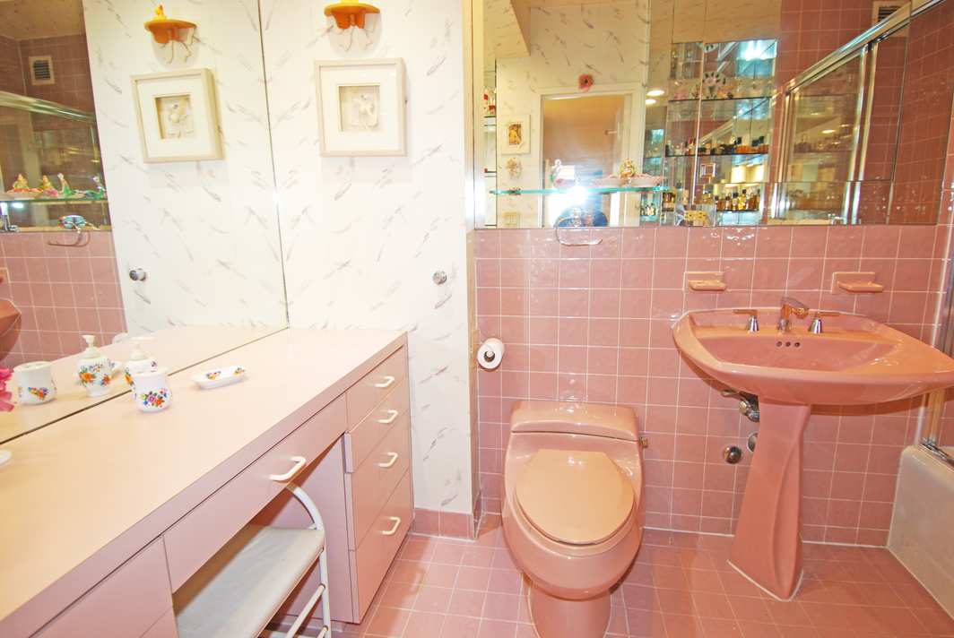 North Shore Towers Apt.