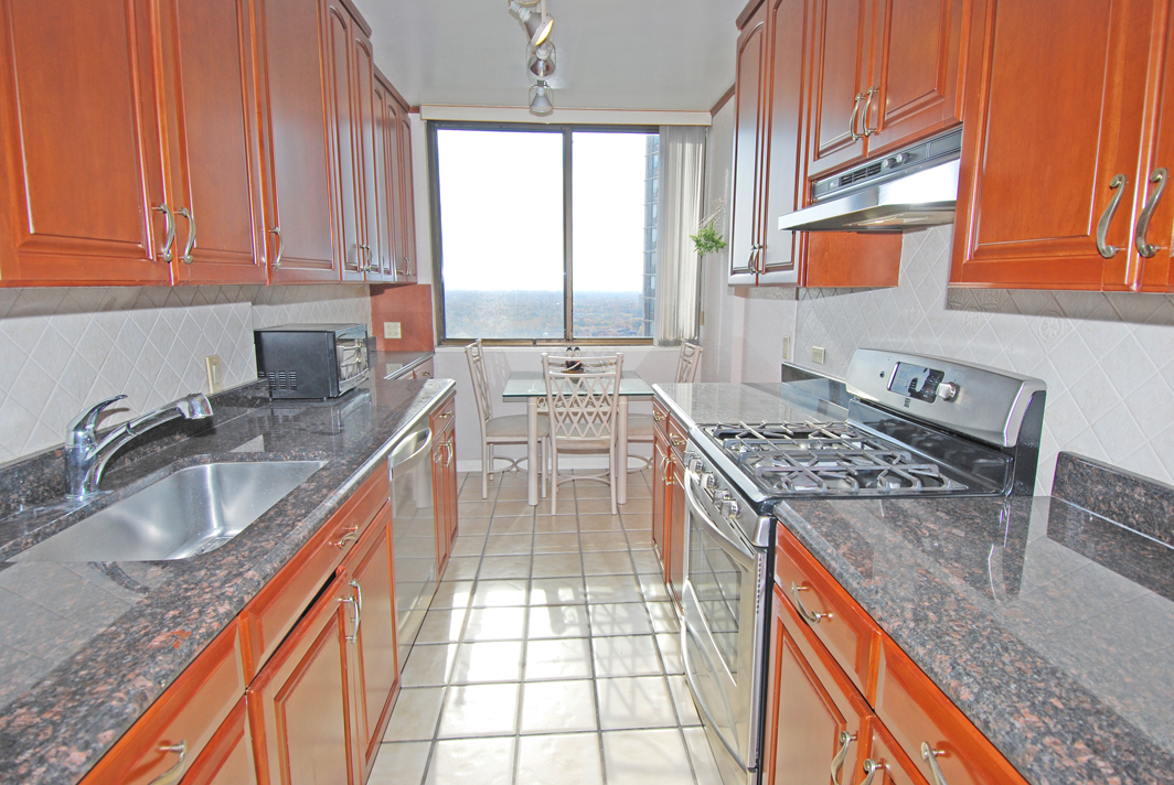 North Shore Towers Apt.