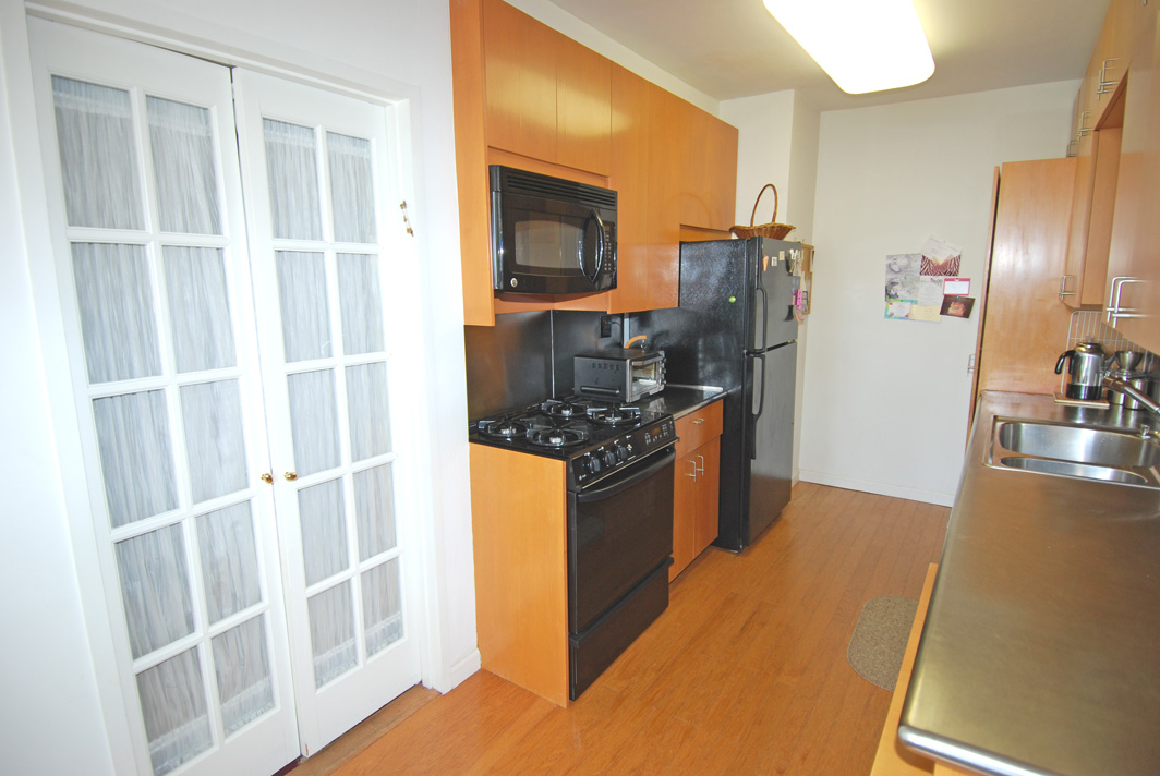 North Shore Towers Apartment